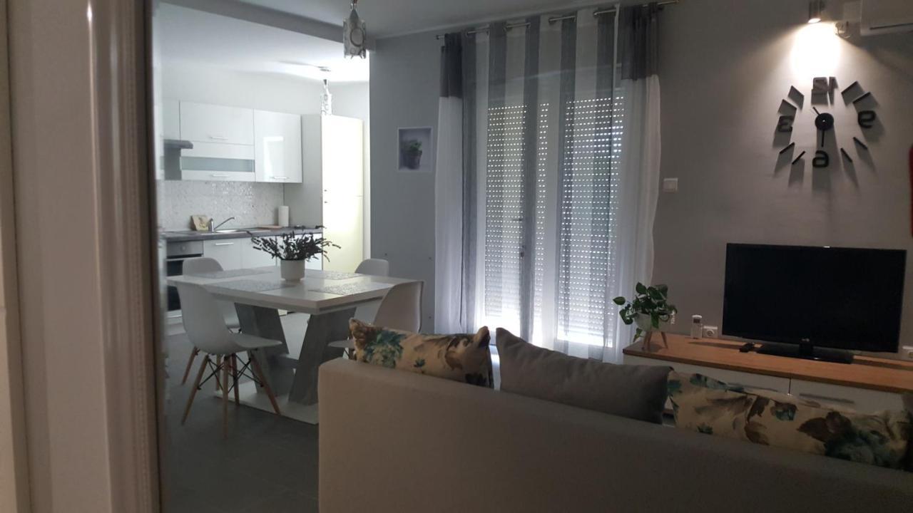 Andela Home - Krka Waterfalls Lozovac Εξωτερικό φωτογραφία